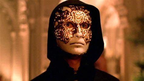  Eyes Wide Shut Gizemli Bir Rüya Dünyasının İncelikli İncelenmesi!