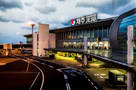 제주공항 국내선 면세점: 여행의 시작과 끝을 장식하는 특별한 공간